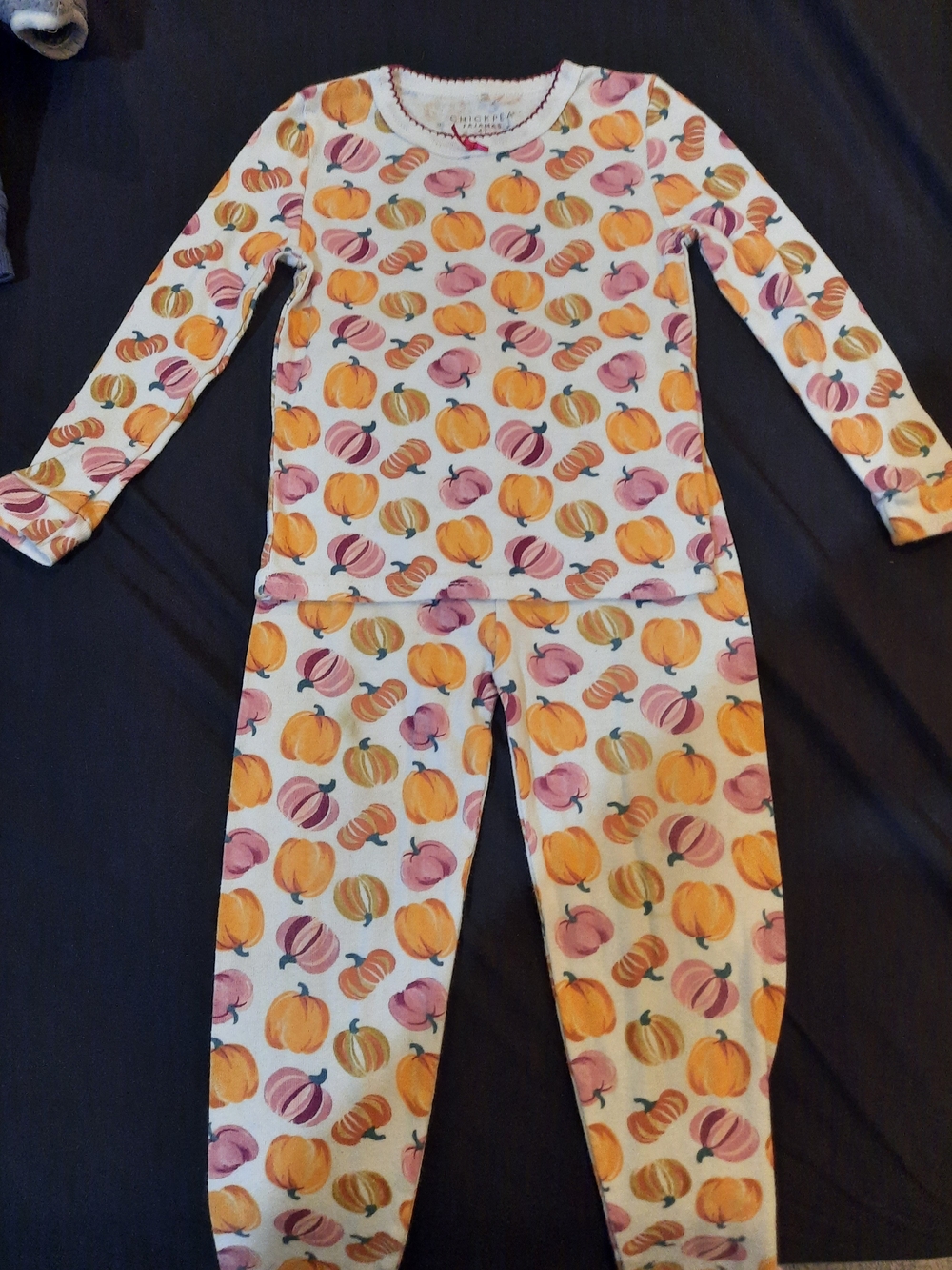 chick pea White Pumpkin Print Footed One-Piece Pajama - Orange & Pink Pumpkins